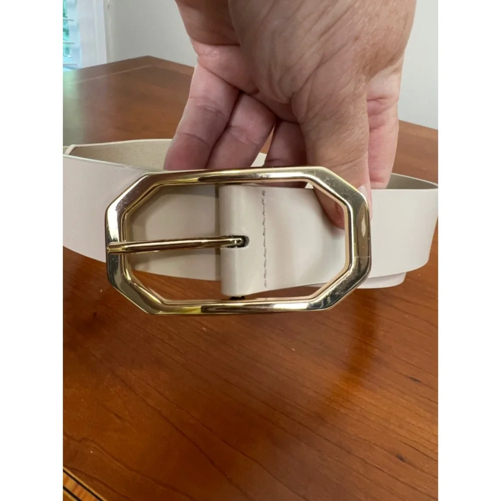 Nordstrom Rack Women Cream Leather Jean Fit Belt Gold Octagon Buckle Medium 876
